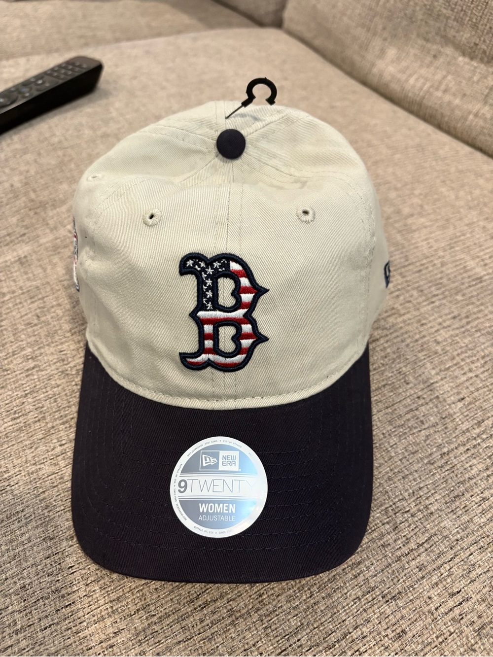 New Era 9TWENTY Women's Khaki Boston Red Sox 2024 Fourth of July Adjustable Hat
